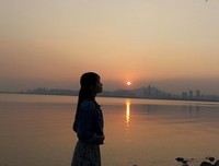“你会回来吗”