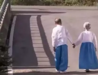 《亲爱的她们》经典影评1000字