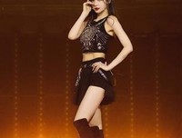 “女团之耻”杨超越被骂：你婊够了没？