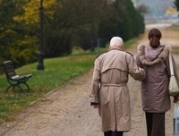 一个有钱女人的自述：我那离婚不离家的狗血婚姻。