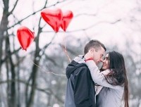 男人真心爱一个女人，才会给她这三样东西，准！