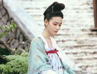 “我亲眼看着他俩相爱，5年了，突然想告诉男主真相。”