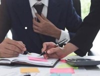 与同事相处 要注意这两点