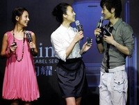 孙莉罕见秀身材，出卖感情现状：黄磊，快来管管你老婆