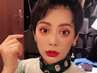 #宁静上次哭这么惨还是多尔衮死#，真的好剧，20年以后