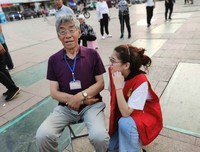 爱在缤纷月 浓浓敬老情 ——山西农业大学信息学院外语