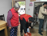 “分类有道，永续‘规’宝”实践团展开有关垃圾分类问