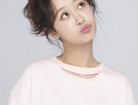 杨紫又惨遭“抛弃”？张一山宋妍霏恋情曝光：绯闻女友