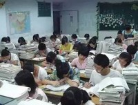 安徽一个班37人考进清华北大，老师发来一则短信，家长