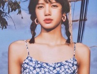 Lisa心头好牵手18岁男神小哥，人间芭比遗憾落选，粉丝