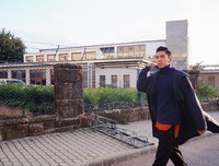 王大陆妈妈突然去世，一句话刺痛无数人：人生没有永远