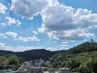 青年活力助力乡村环境