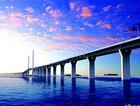被白岩松点名批评的网红公路，因拍照发生8起事故：心存