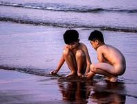 发小去世后，我没脸没皮的赖上他爸，到底图什么呢？