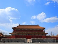 从有夫之妇上位成国王情妇，被专宠20年的法版甄嬛，人