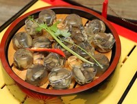 吃个盒饭还要分男女？歧视就歧视，扯什么节约粮食？？