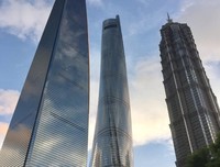 当时明年立地在，曾照彩云归句子大全
