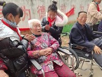 关于浅夏依大金不作暖夕阳的优美句子