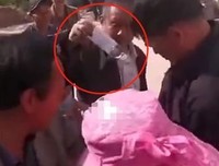 大衣哥被抓了？当年爆红的他，现竟活成了这样....