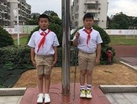 有关细流终有成海日，少年亦有梦成时的句子
