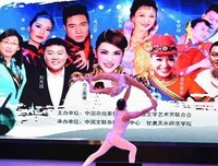 中国矿业大学外文学院“最美志愿红，绿色好生态”实践