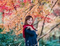 嫣然一笑的句子