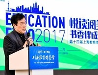 有关作家。的句子