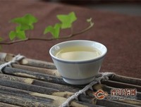 别人不懂你没关系，你先懂自己