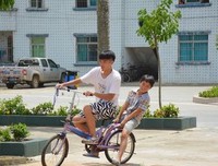 透过你的眼睛，找回曾经的我