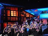 喊孩子回厝的女人声，落在巷子里，掷地有声