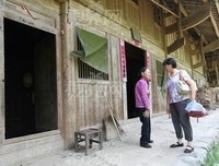 《八个拔河女》经典影评1000字