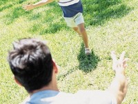 女儿一周年忌日，婆婆摆了30桌，让我和老公挨桌敬酒 |