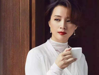 董卿罕见聊父亲：烫嘴的我爱你，是中国式家庭的“通病