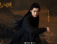 镜·双城读后感100字