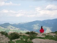 女人到了中年，最大的靠山，其实不是婚姻