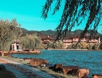 关于烟波浩渺的句子