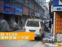 媒体再爆外卖后厨不卫生：外卖平台应该负起责任