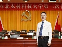 “三个突出”强能力 锻造青年好干部
