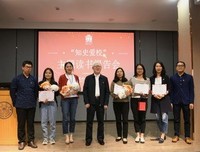 读者和声为角绝逼是年起里爱优美的句子