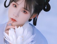 关于山有木兮卿有意的优美句子