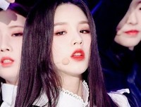 有关奈何情深的句子