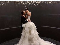 “结婚4年，老公出轨2次，因为没钱，所以我不敢离婚。