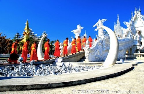 我们在蓝色海上飘