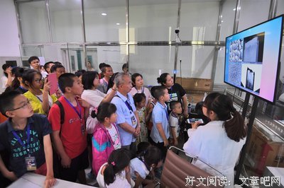 时光是一块从天而降的陨石