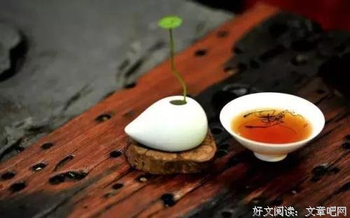 只有能够驾驭自己的情绪，生活才能过得顺心顺意