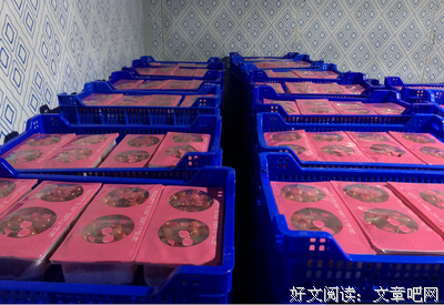路边的红樱桃