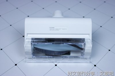 扔在地上的纸屑