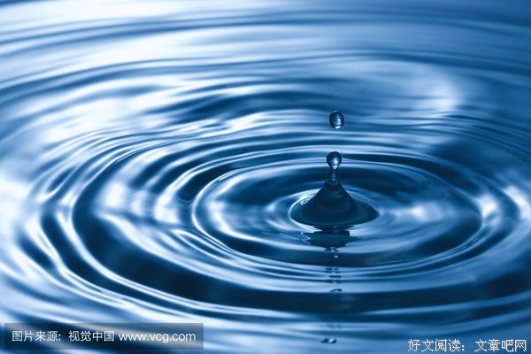 大部分人是浪下的一滴水，无关前后