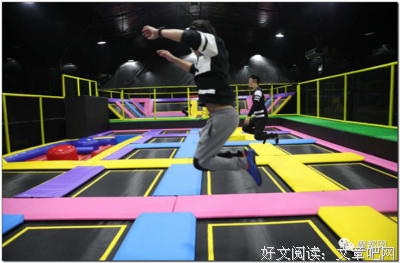 90后女研究生玩“网红游戏”成瘫痪，治疗超10万仅获赔5000：你的