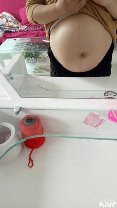 我妈二婚后，怀孕了。